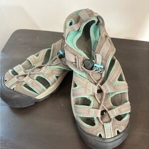 KEEN Women’s Sandals – Size 9